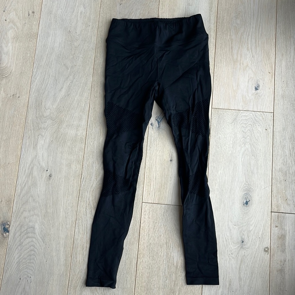 Beachbody black leggings size XS